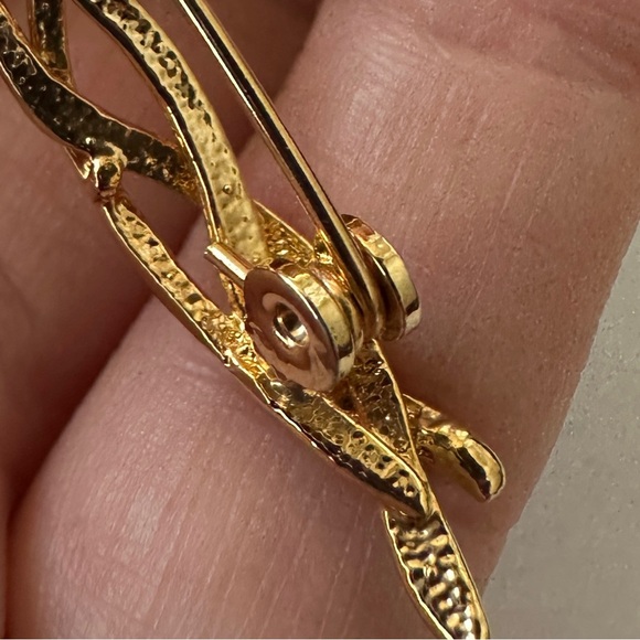 Signed Duri©️Freshwater Pearl Brooch - Picture 13 of 16